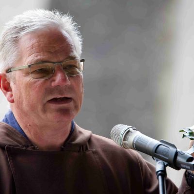 «Hosanna» zwischen Klostermauern und Apfelblüten